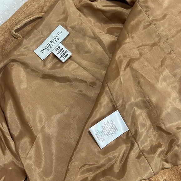 Women's 10 Petite David Brooks Lightweight Tan suede Jacket w/studs - Picture 4 of 5